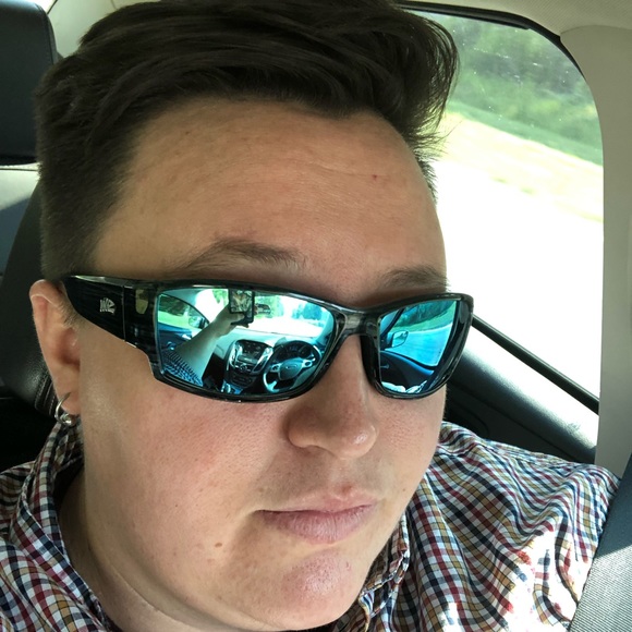 Meet your Posher, Rikki - Picture 1 of 1